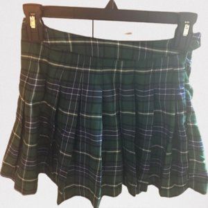 FOREVER 21 Pleated Plaid A-Line Skirt (XS)